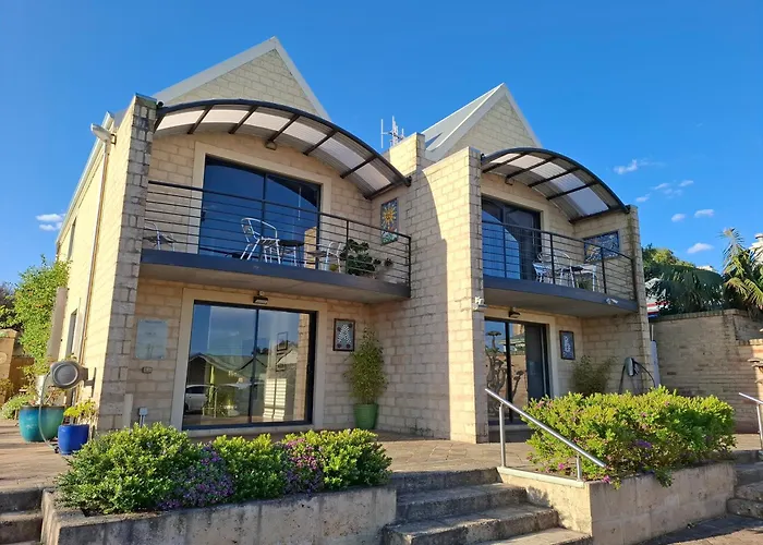 Albany Harbourside Apartments And Houses