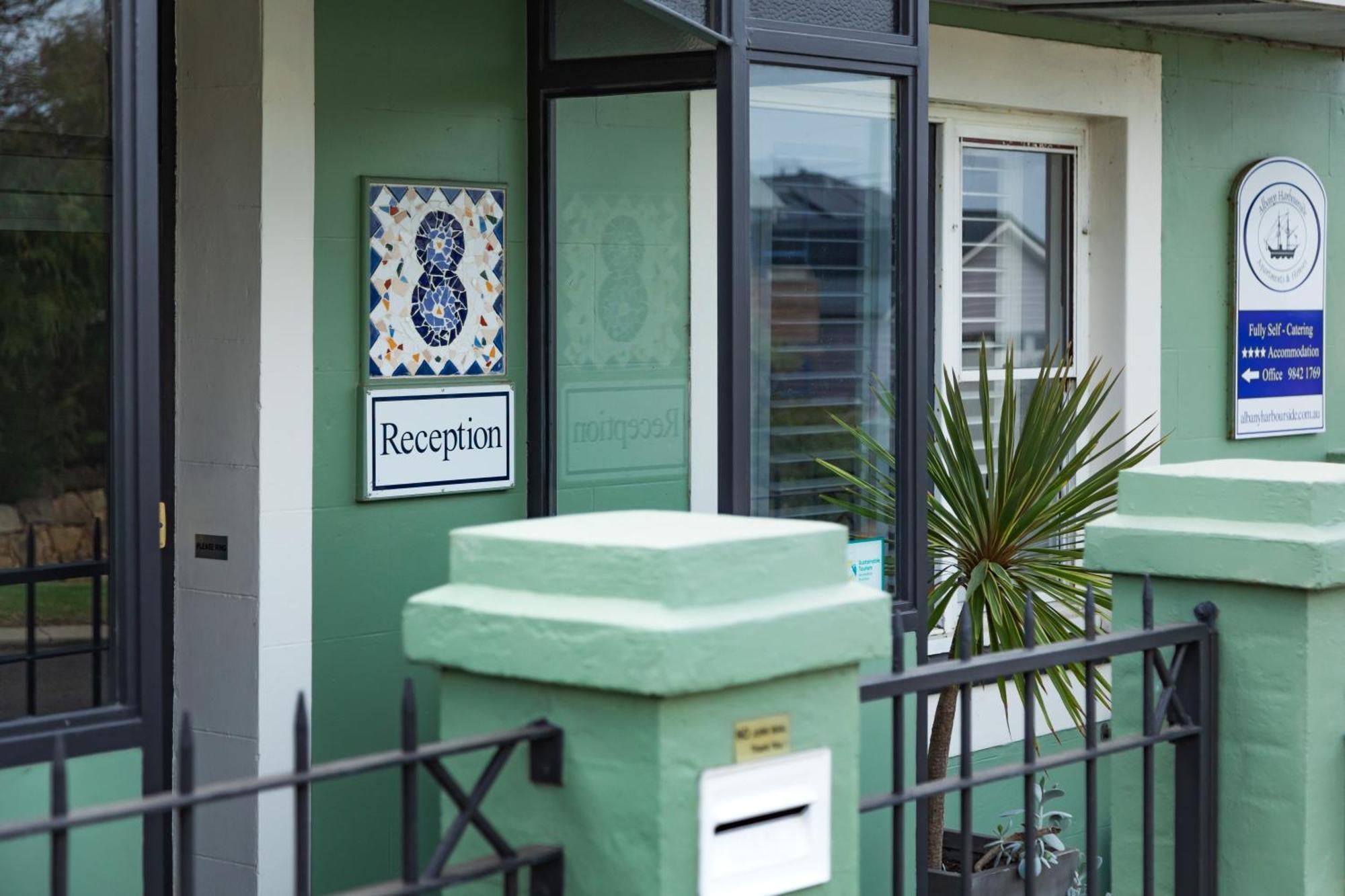 Harbourside And Aparthotel 4*